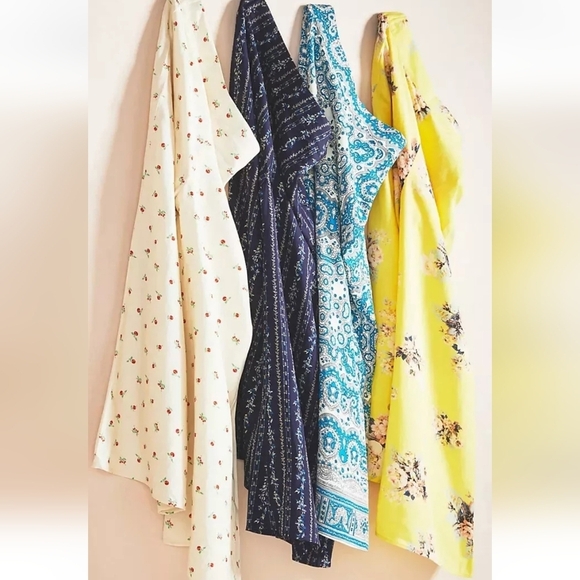 Feather Bone By Anthropologie Blue and White Patterned Lined Wide Leg Sz 6 Pants - Picture 12 of 16